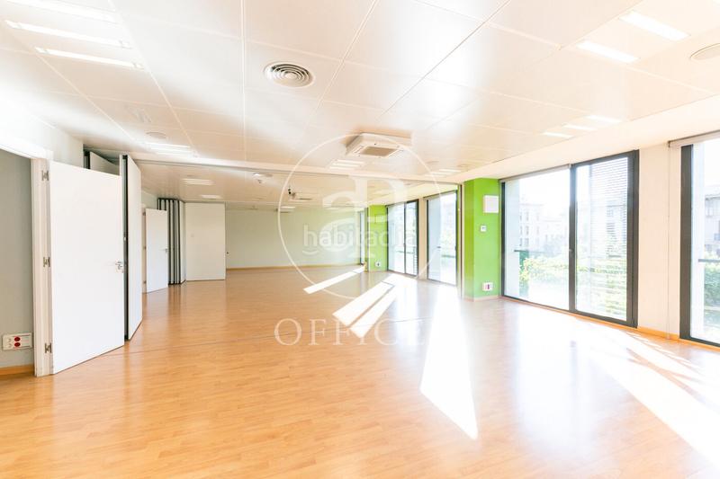 Foto 13e5a931-9390-460b-a8f8-8b52200ca75c. Miete büro in Dreta de l´Eixample Barcelona