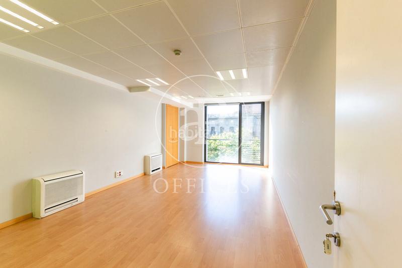 Foto 4f3000ac-8bcb-48b7-9e4f-a4221c206f18. Miete büro in Dreta de l´Eixample Barcelona
