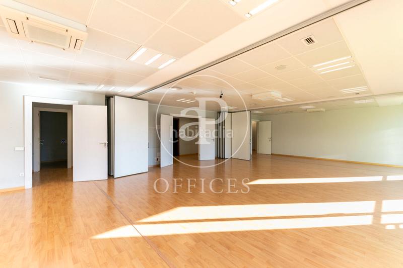 Foto d1b626d7-a944-4080-a4ef-1a504e5f61f5. Miete büro in Dreta de l´Eixample Barcelona
