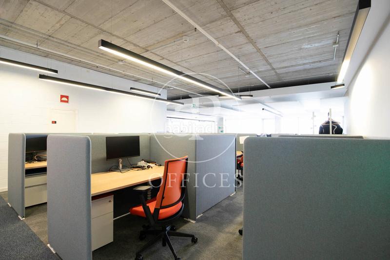 Foto 0c39def2-e587-40aa-ba36-8affad771e0c. Rent office space with heating in Barceloneta Barcelona