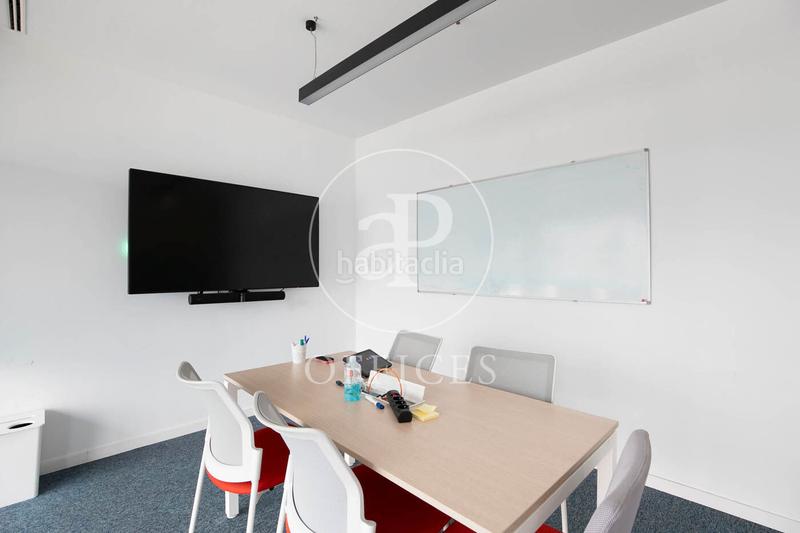 Foto 5a952843-7c8e-4639-a882-c6f2f2b52c31. Rent office space with heating in Barceloneta Barcelona