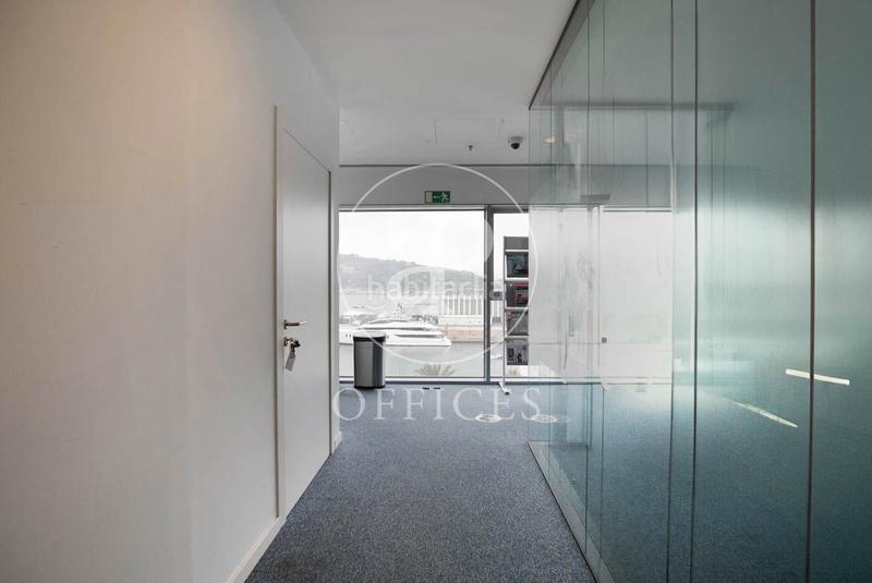 Foto bf572765-37cf-4a80-a2f1-e76f2d1d48e2. Rent office space with heating in Barceloneta Barcelona