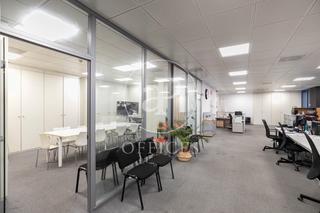 Büro  Avinguda dels vents. Oficina en venta en badalona