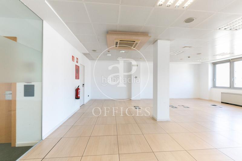 Foto 0d42b75e-2643-466d-9b29-a08f4e185aef. Location bureau avec chauffage dans Dreta de l´Eixample Barcelona