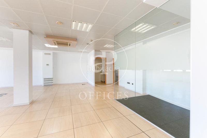 Foto 1ee33899-17ef-43f1-a382-3db1e65ad994. Location bureau avec chauffage dans Dreta de l´Eixample Barcelona