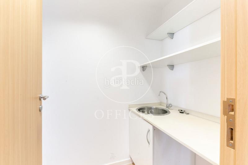Foto 27ea0c6e-e7de-4901-9bac-c315b9fa27e7. Location bureau avec chauffage dans Dreta de l´Eixample Barcelona