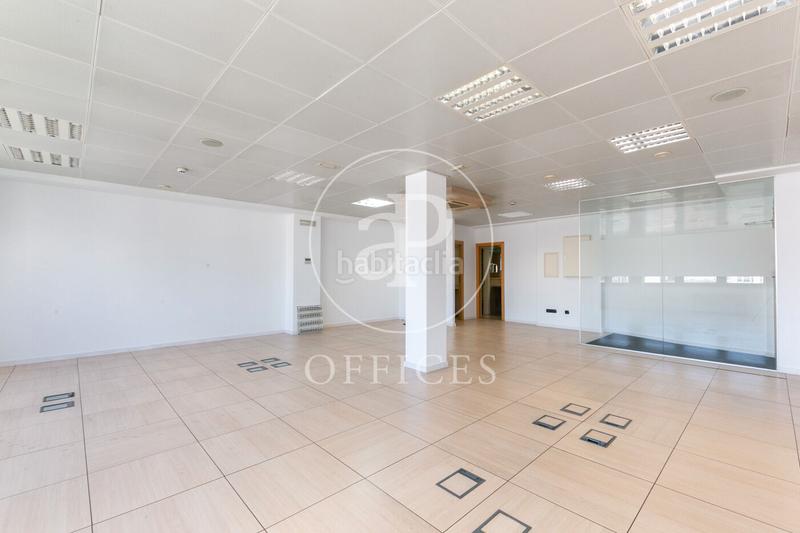 Foto 5d3f5f64-f8d3-4707-b268-b74ea1d4083c. Location bureau avec chauffage dans Dreta de l´Eixample Barcelona