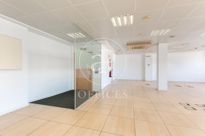 Foto ace7ffcb-e2eb-4efb-9d6a-9c4c9aad6c09. Location bureau avec chauffage dans Dreta de l´Eixample Barcelona