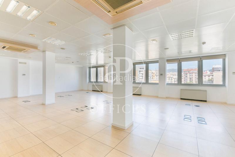 Foto cbeb2ab5-a558-47f0-b493-43d5c409100b. Location bureau avec chauffage dans Dreta de l´Eixample Barcelona