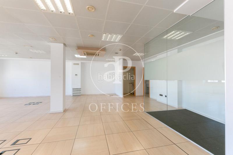 Foto cfbfd79f-ee82-4ac7-8e77-7f92268b70b2. Location bureau avec chauffage dans Dreta de l´Eixample Barcelona