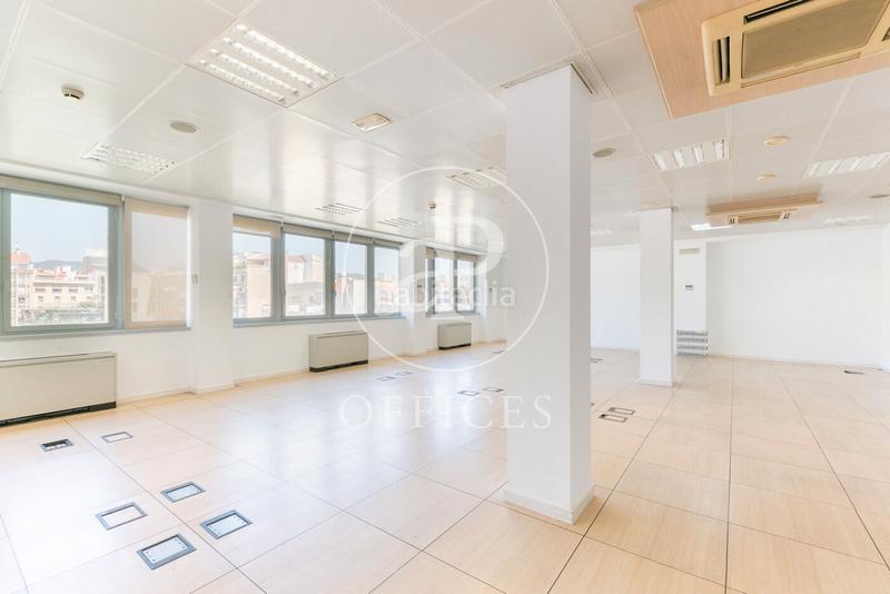 Foto 2a59548e-0ed5-46fd-9e0b-d489bcab0205. Rent office space with heating in Dreta de l´Eixample Barcelona