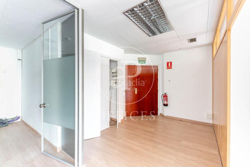 Foto 8abae4af-c3dd-4bd7-bc2f-4bff1af9e5b3. Affitto ufficio con riscaldamento in Dreta de l´Eixample Barcelona
