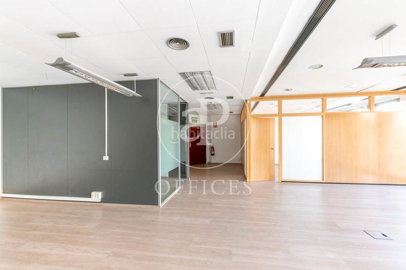 Foto 18baa120-47a1-453b-94d8-8dba699df179. Location bureau avec chauffage dans Dreta de l´Eixample Barcelona