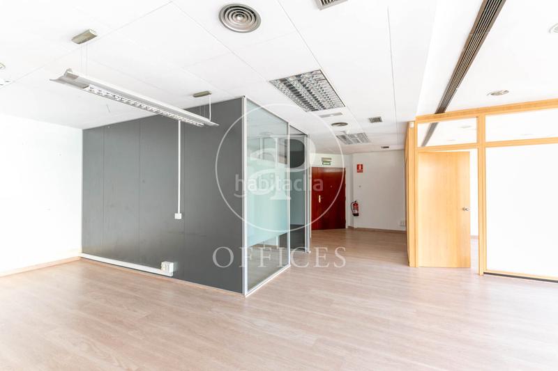 Foto e9263d5b-0068-48bc-8c9f-db1457fa4c9e. Location bureau avec chauffage dans Dreta de l´Eixample Barcelona