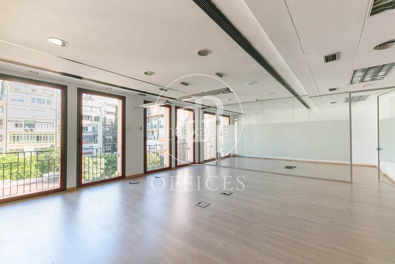 Foto d79e9687-7e0d-4fca-9be3-d36d87d1b219. Miete büro mit heizung in Dreta de l´Eixample Barcelona