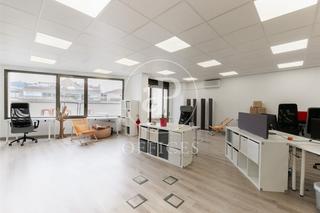 Location Bureau  Av. diagonal. Oficina en alquiler en diagonal