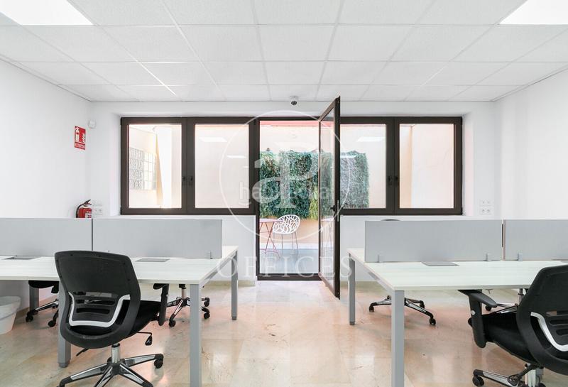 Foto d2e5da98-398e-49d2-bdc1-4eacb54b8b10. Lloguer oficina amb calefacció a Poblenou Barcelona