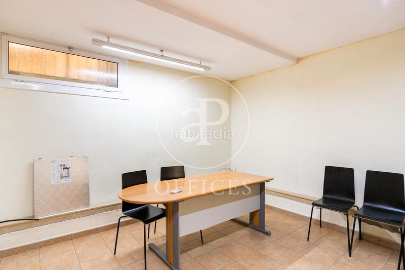 Foto 345804ef-c676-449d-8ba3-2cf7636ba03e. Alquiler oficina  en alquiler en eixample en Barcelona