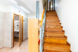 Alquiler Oficina  Carrer de joaquín costa. Oficina en alquiler en eixample