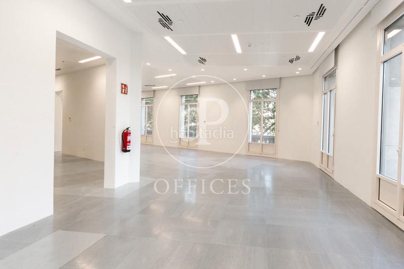Foto 05ea5b45-33c6-48fb-87bc-291711910695. Location bureau avec chauffage dans L´Antiga Esquerra de l´Eixample Barcelona