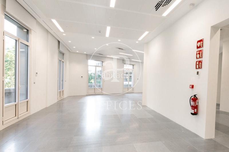 Foto 6b9c839b-fb9b-4ab3-9e98-628ae66bccb9. Location bureau avec chauffage dans L´Antiga Esquerra de l´Eixample Barcelona