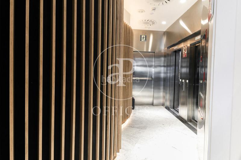 Foto c5f571f2-e9b6-4661-8e41-7cf06e84b3e6. Location bureau avec chauffage dans L´Antiga Esquerra de l´Eixample Barcelona