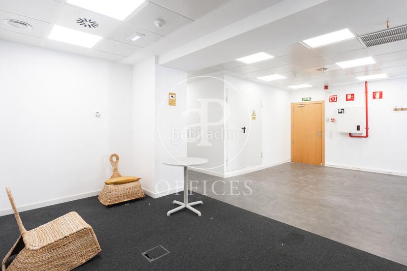 Foto 720a6f4e-f1c6-4df1-86b5-79510eaf7141. Affitto ufficio in Gòtic Barcelona