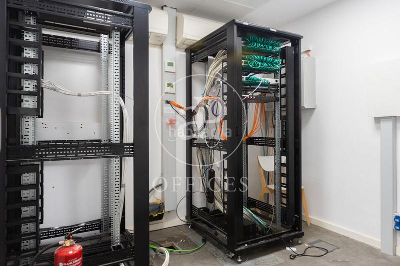 Foto 766be963-5c15-421b-80be-483078d87774. Lloguer oficina a Gòtic Barcelona