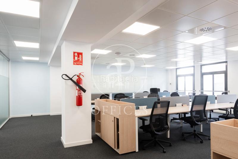 Foto 1fcd4c45-8457-4b61-9633-6bd3a35d939d. Miete büro in Gòtic Barcelona