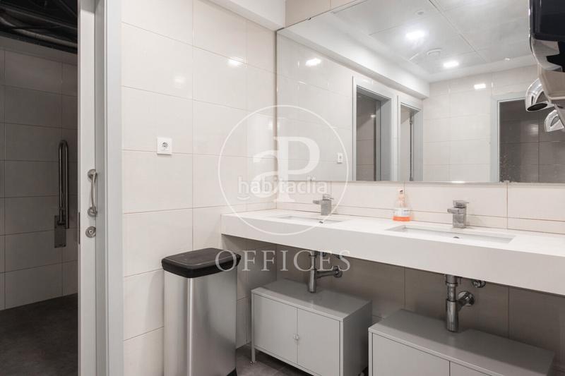 Foto b9fcdbfe-de61-4c57-b4e1-a431b28142e4. Miete büro in Gòtic Barcelona