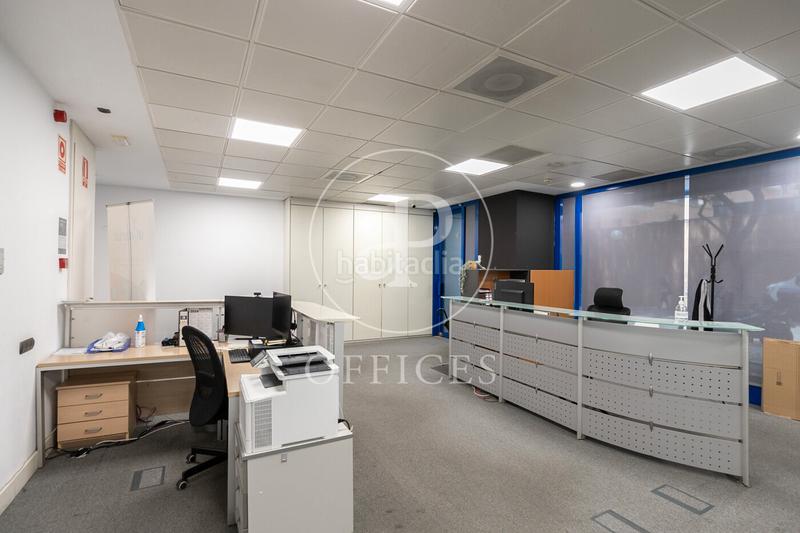 Foto d4125dc2-e74f-4ce6-aa77-a45655a85347. Rent office space with heating in Montigalà Badalona