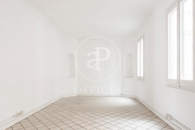 Foto 007e6829-91b5-4d12-9e93-5470c584dd0b. Affitto ufficio con riscaldamento in Gòtic Barcelona