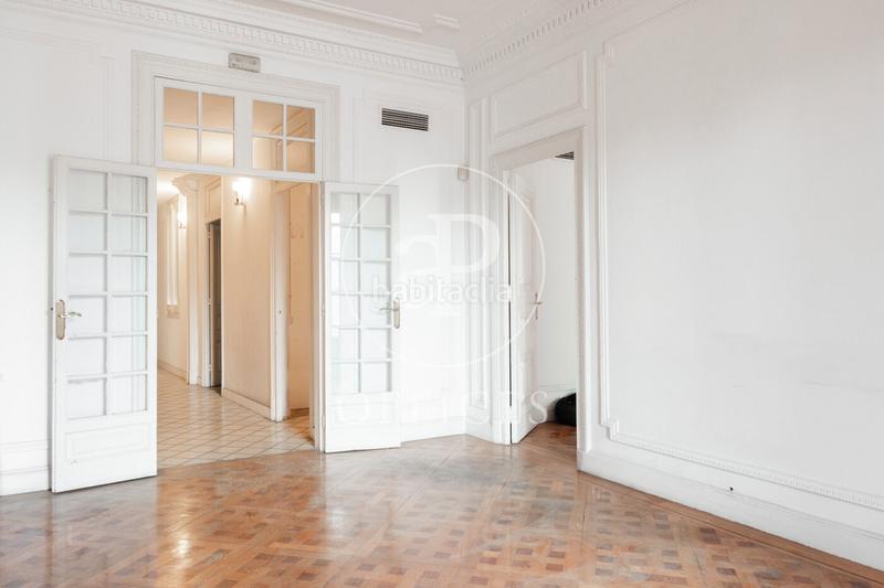 Foto 06734807-4f14-416c-ad4f-ac98e63d6c25. Location bureau avec chauffage dans Gòtic Barcelona