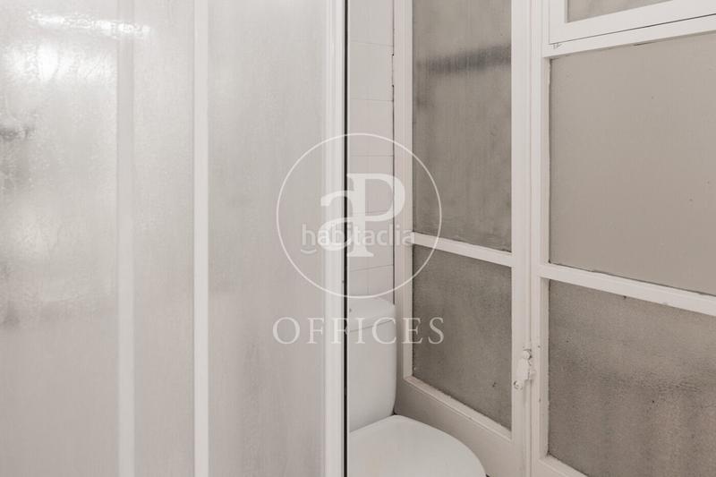 Foto 4a0f4879-ef98-42a8-a403-d0de045354c9. Affitto ufficio con riscaldamento in Dreta de l´Eixample Barcelona