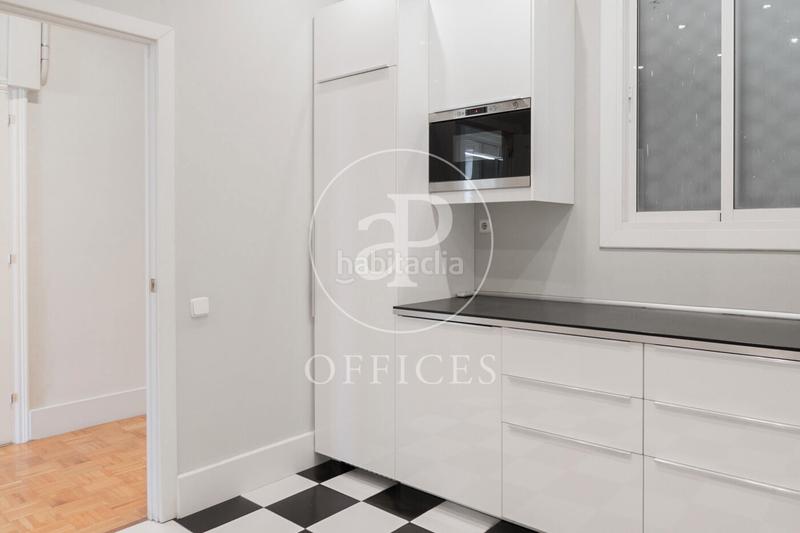 Foto 21232aec-ddae-4e6a-9060-3e0d878c4ca2. Alquiler oficina  en alquiler en paseo de gracia, en Barcelona