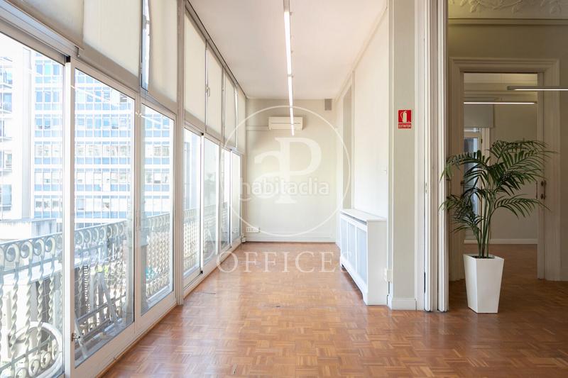 Foto 6f414a04-a131-403f-b133-5f839b82b86f. Location bureau avec chauffage dans Dreta de l´Eixample Barcelona