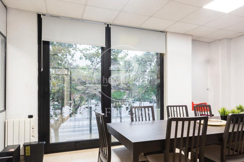 Foto 4fc78f36-2d14-4596-b5c0-845c57791af1. Oficina  en venta en passeig joan de borbó en Barcelona