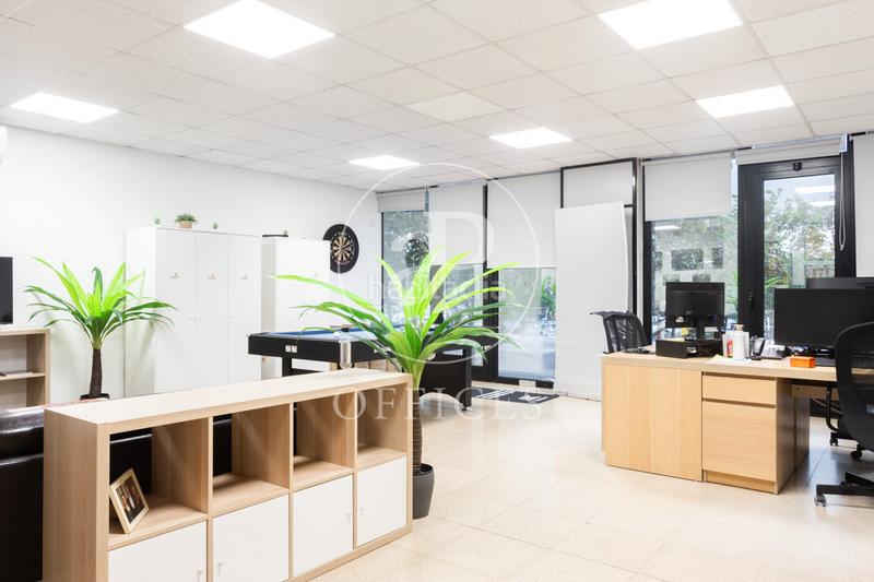 Foto 580aacea-a0d9-43c7-91b6-523c9a083c3f. Oficina  en venta en passeig joan de borbó en Barcelona