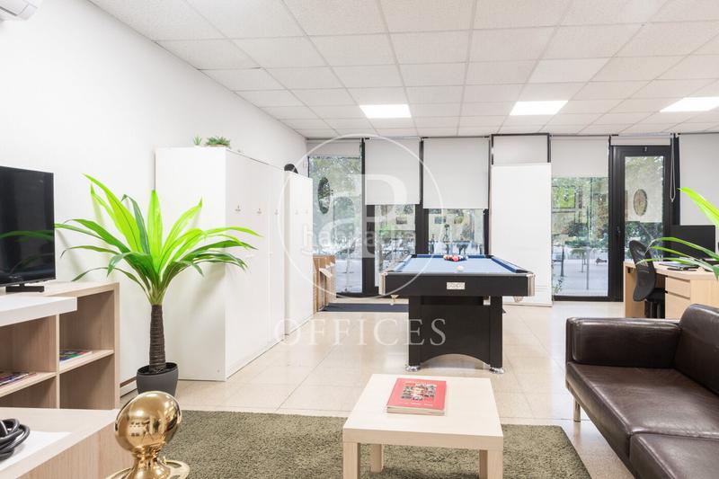 Foto ea7530ee-39d2-453a-b8db-33f49fa24f1c. Oficina  en venta en passeig joan de borbó en Barcelona