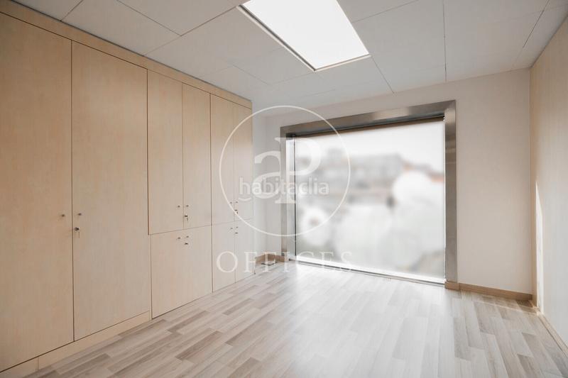 Foto 2f62f19c-d655-4c17-bad3-70c1d9cb5f75. Miete büro mit heizung in Dreta de l´Eixample Barcelona