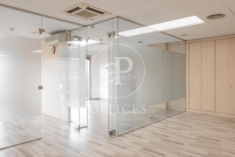 Foto d4f21e9a-ee1e-4f78-8e0a-b0a9e42b9a96. Miete büro mit heizung in Dreta de l´Eixample Barcelona