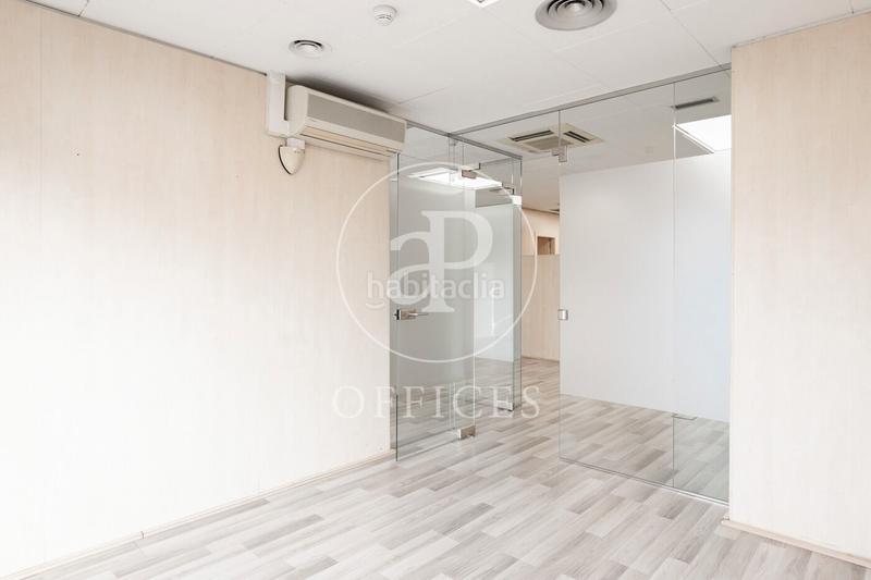 Foto dfa47625-571c-4a68-8cf6-ae07db24f402. Miete büro mit heizung in Dreta de l´Eixample Barcelona