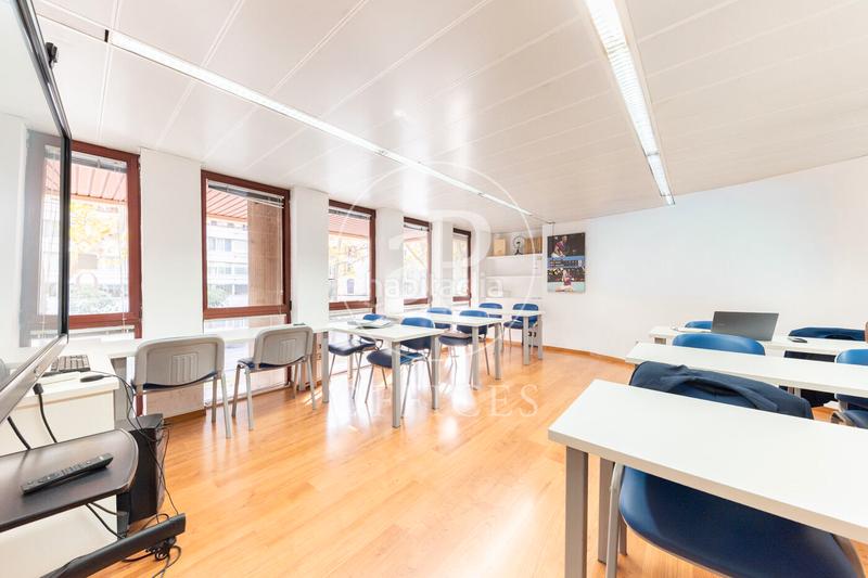 Foto 54b5bad2-5d8f-4eb6-b7bb-bebaf0845d4f. Office space with heating in El Mercat Palma de Mallorca