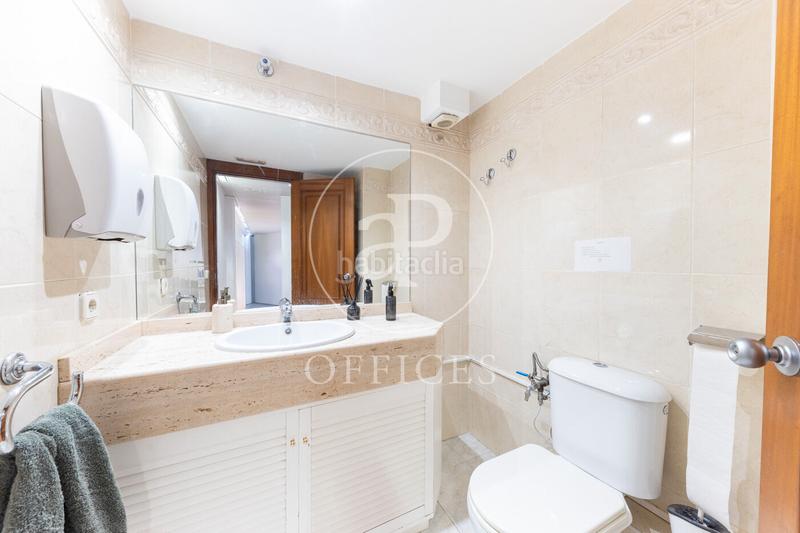 Foto ae3705b6-8cb6-40f1-b3ca-8a20f3b10571. Office space with heating in El Mercat Palma de Mallorca