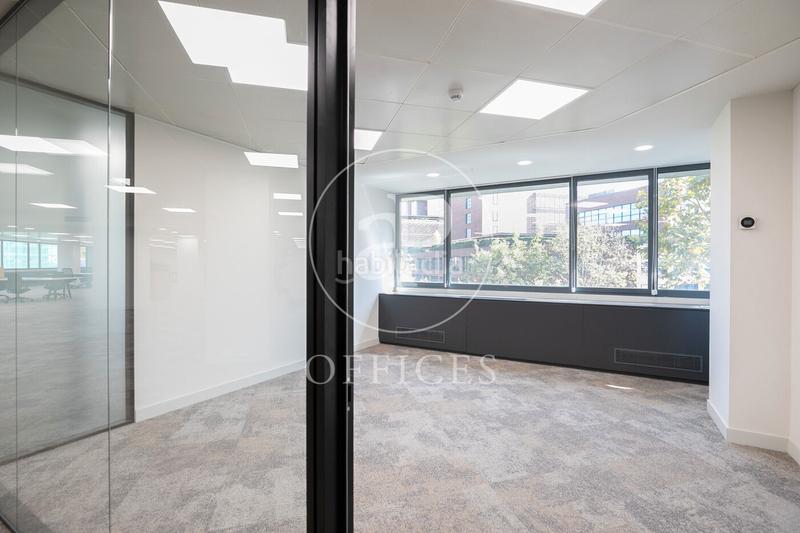 Foto aa6b4cc5-9d05-4548-bb71-74850981bb22. Lloguer oficina amb calefacció a El Parc i la Llacuna del Poblenou Barcelona