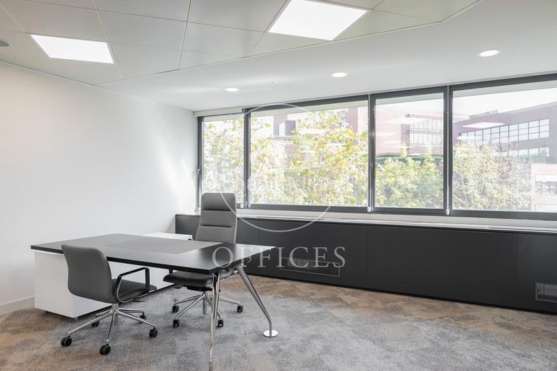 Foto a312e8aa-0671-417f-b7cd-87bc6d4114b1. Location bureau avec chauffage dans El Parc i la Llacuna del Poblenou Barcelona