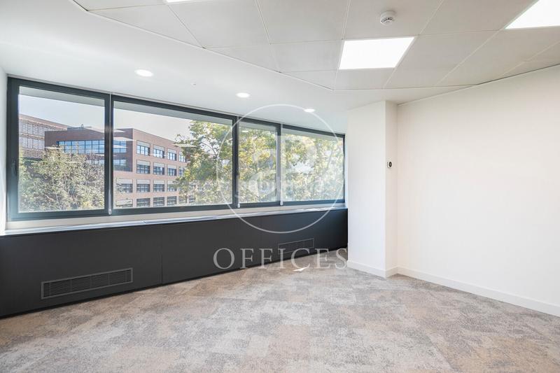 Foto b4395bbc-5286-4434-b2e1-dd6f6824ac7c. Rent office space with heating in El Parc i la Llacuna del Poblenou Barcelona