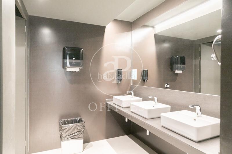 Foto d0b49813-2891-425f-8350-884de23bdabe. Rent office space with heating in El Parc i la Llacuna del Poblenou Barcelona