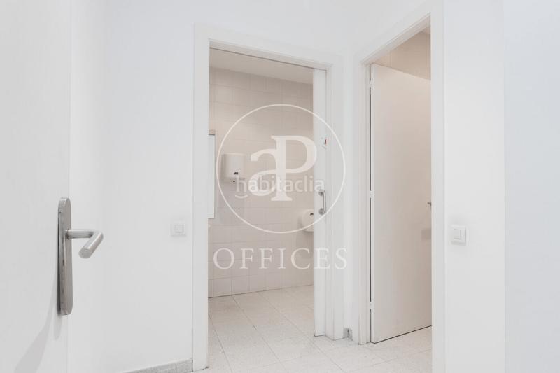 Foto e5e79bf7-c6c2-4788-83f8-6792663c3d34. Location bureau avec chauffage dans Centre - Estació Sant Cugat del Vallès