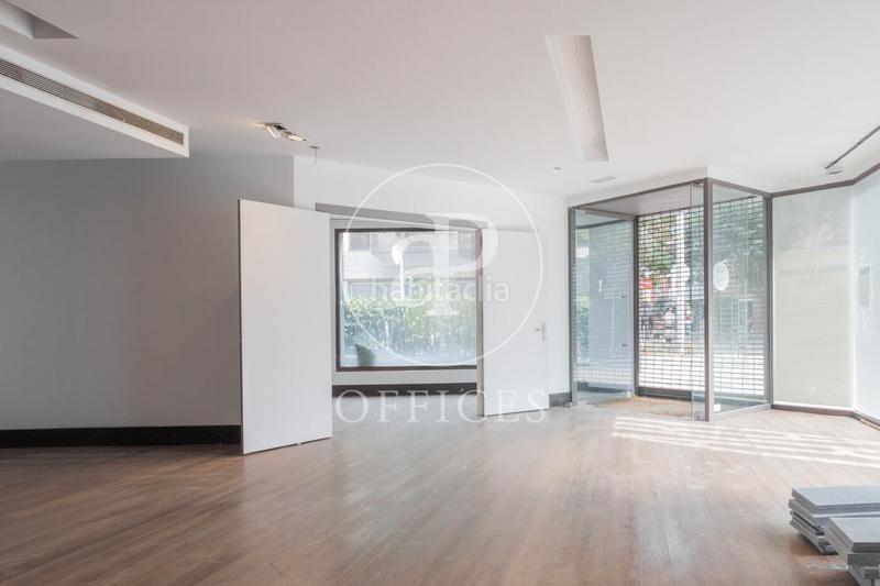 Foto 4484b5d4-acf9-40b9-bbd2-f7314b264920. Rent office space with heating in Centre - Estació Sant Cugat del Vallès